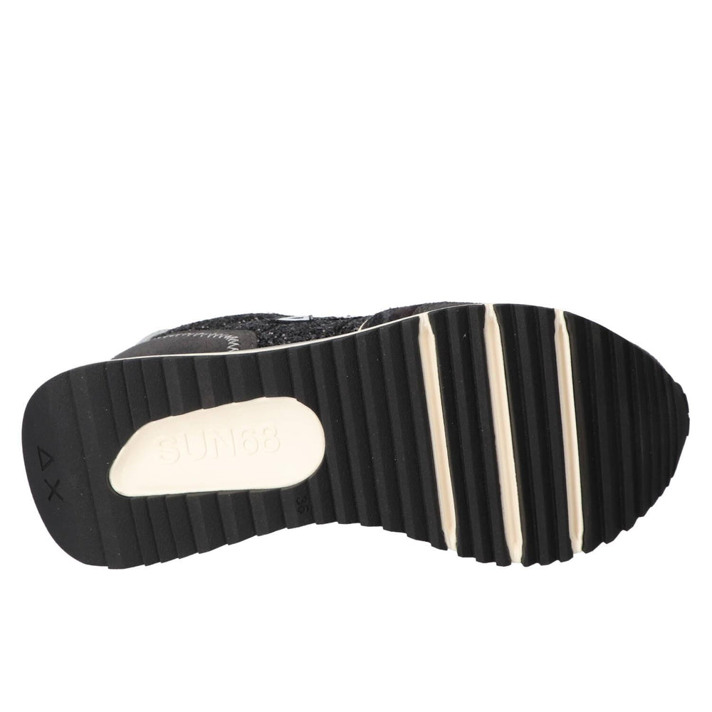 Sneakers, Zwart