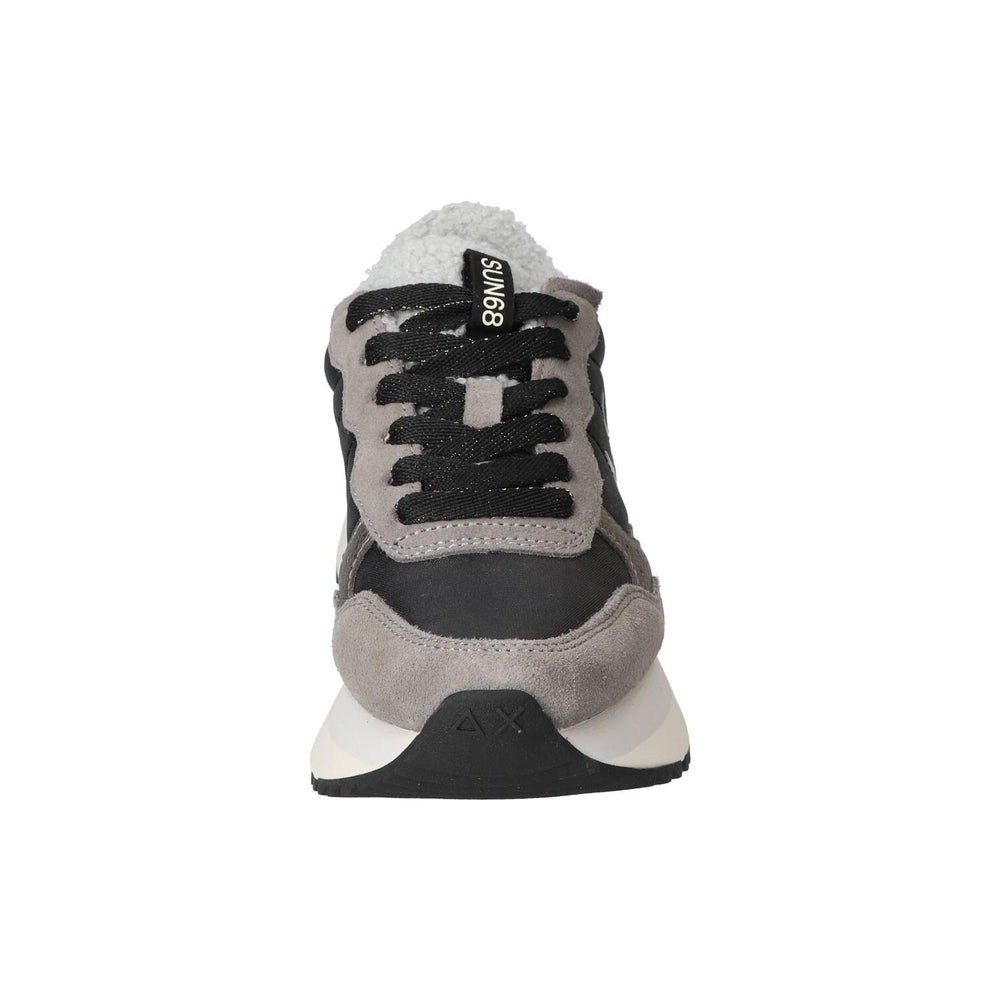 Sneakers, Zwart