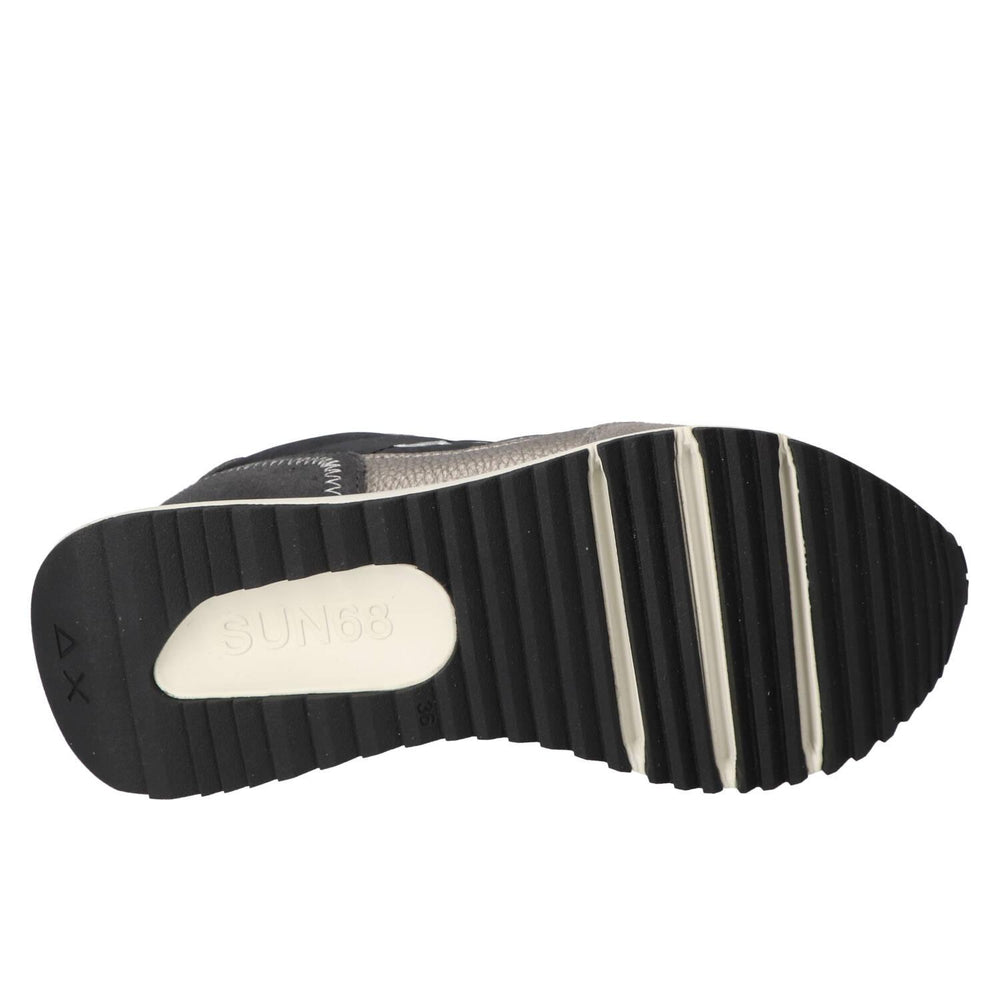 Sneakers, Zwart