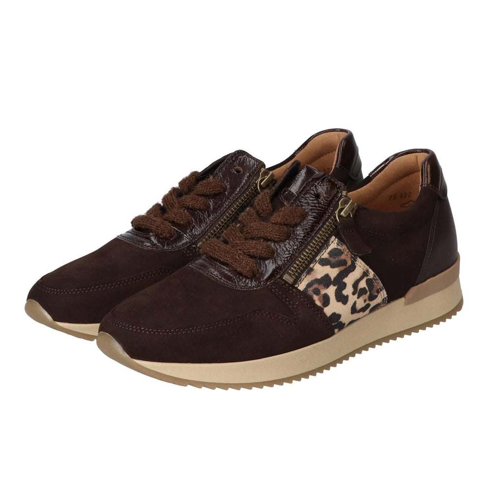 Baskets, marron foncé