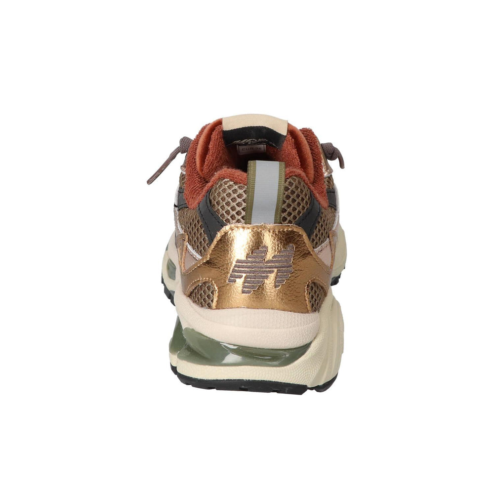 Sneakers, Brons