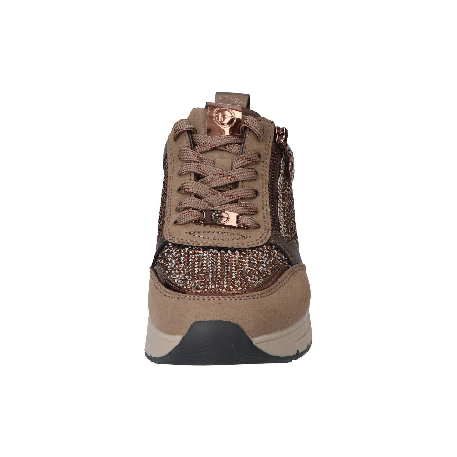 Baskets, marron foncé