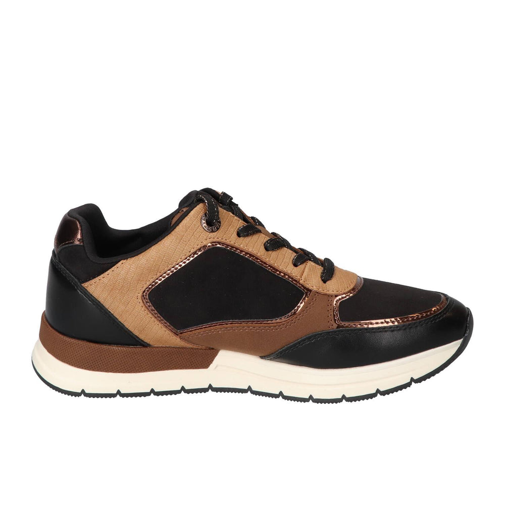Sneakers, Zwart