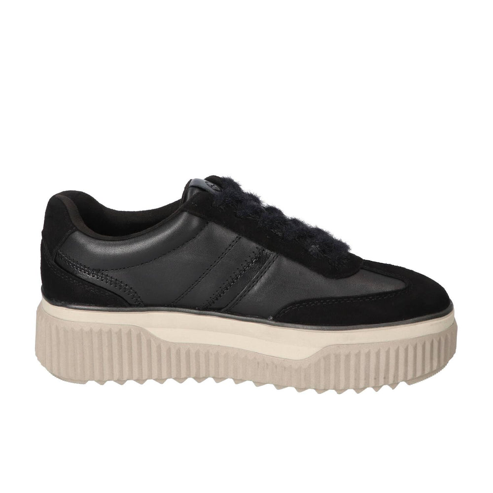 Sneakers, Zwart