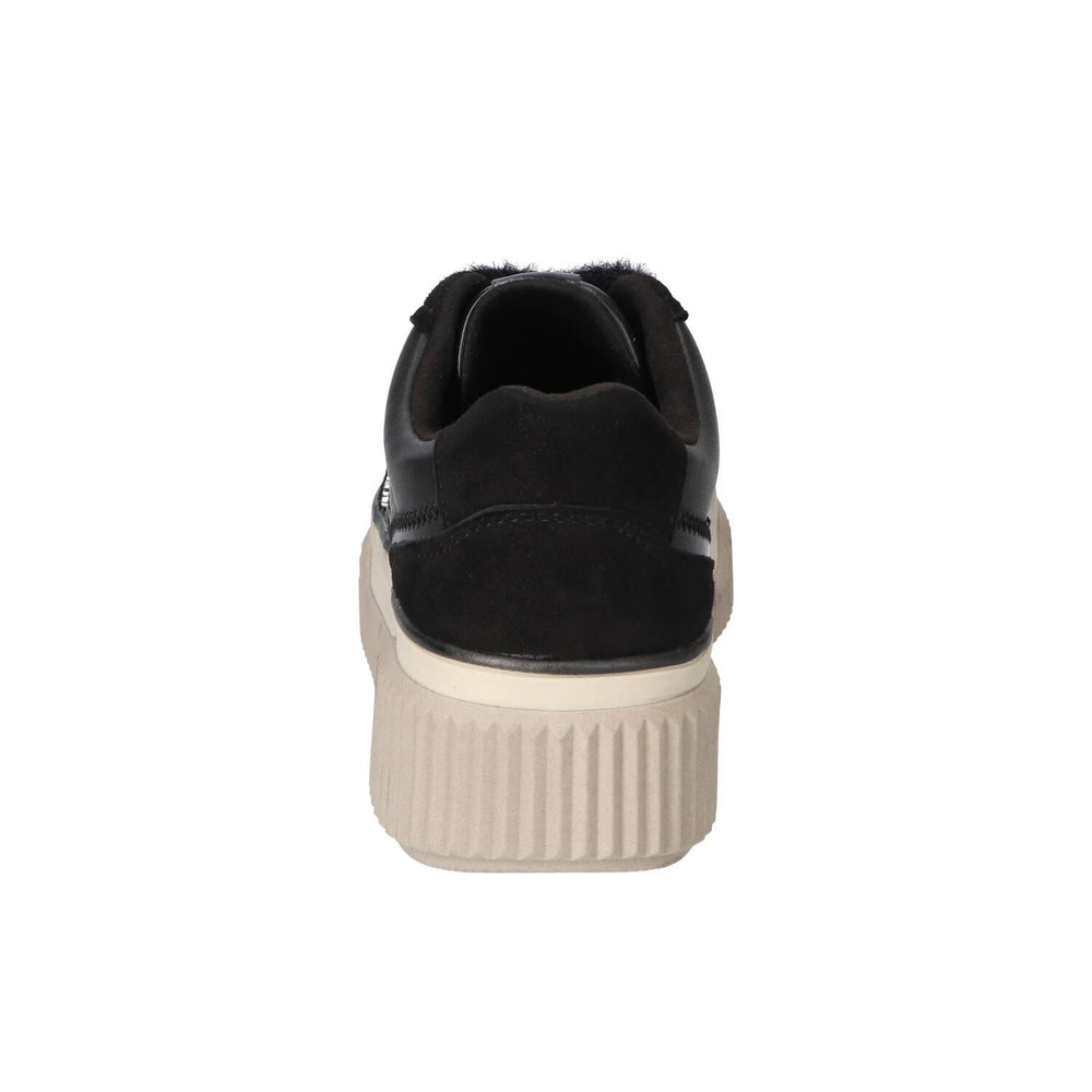 Sneakers, Zwart