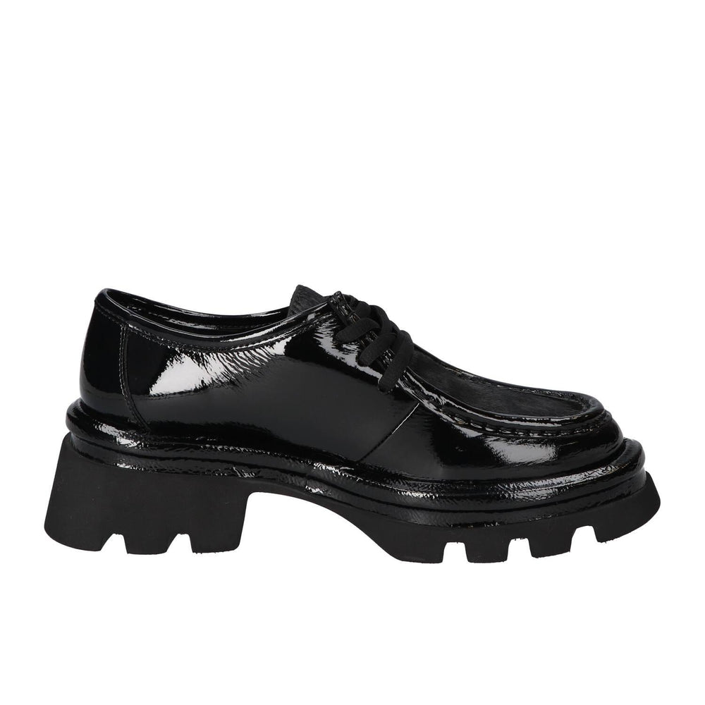 Veterschoenen, Zwart