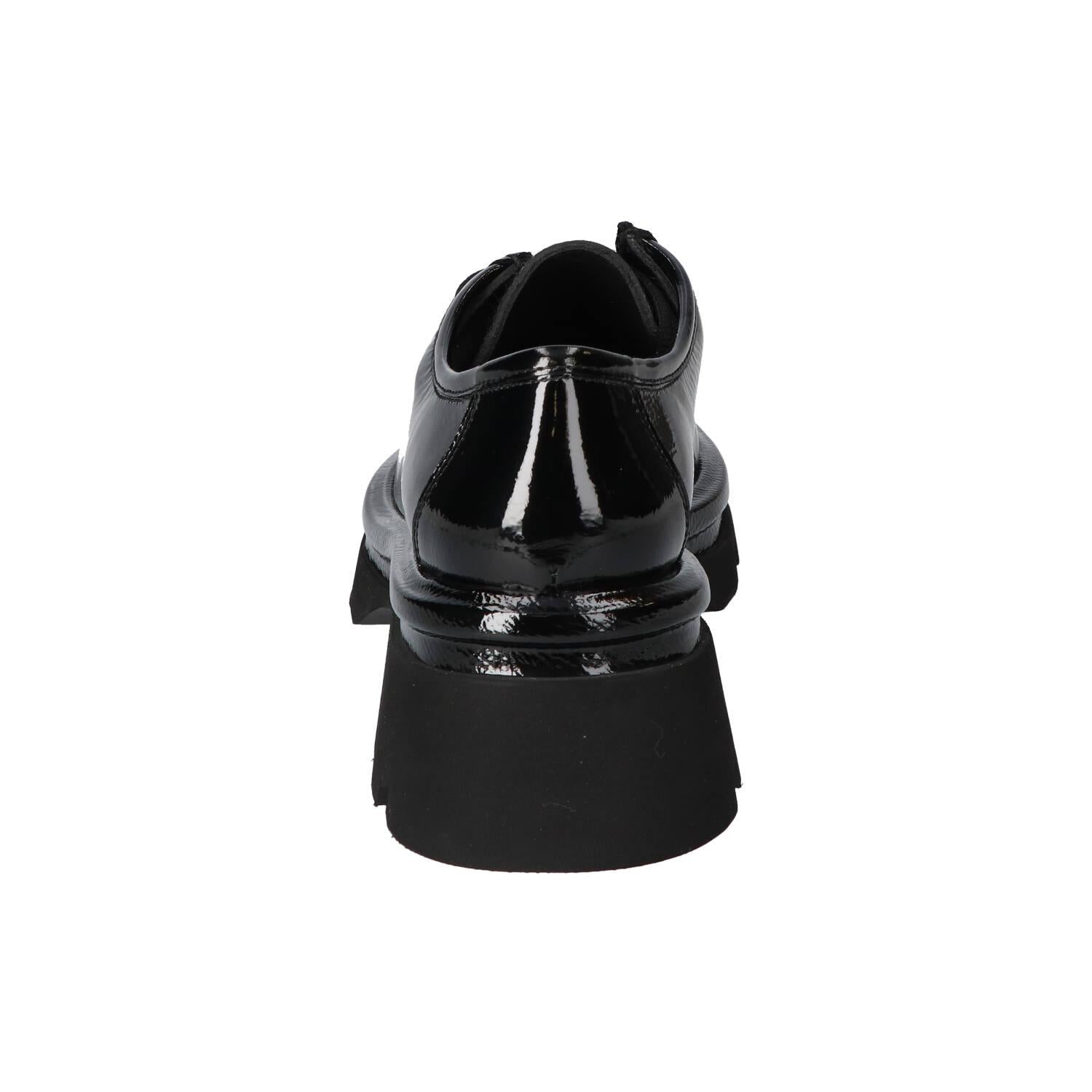 Veterschoenen, Zwart