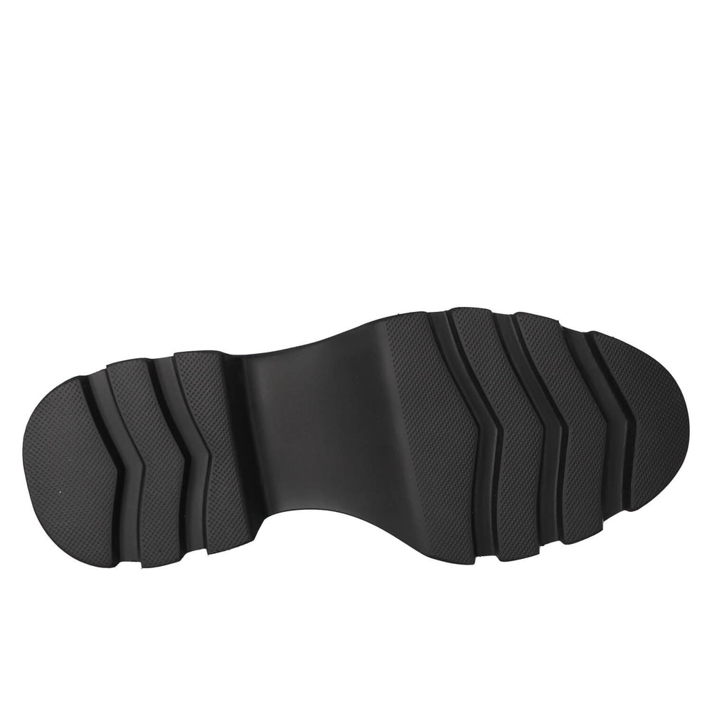 Veterschoenen, Zwart
