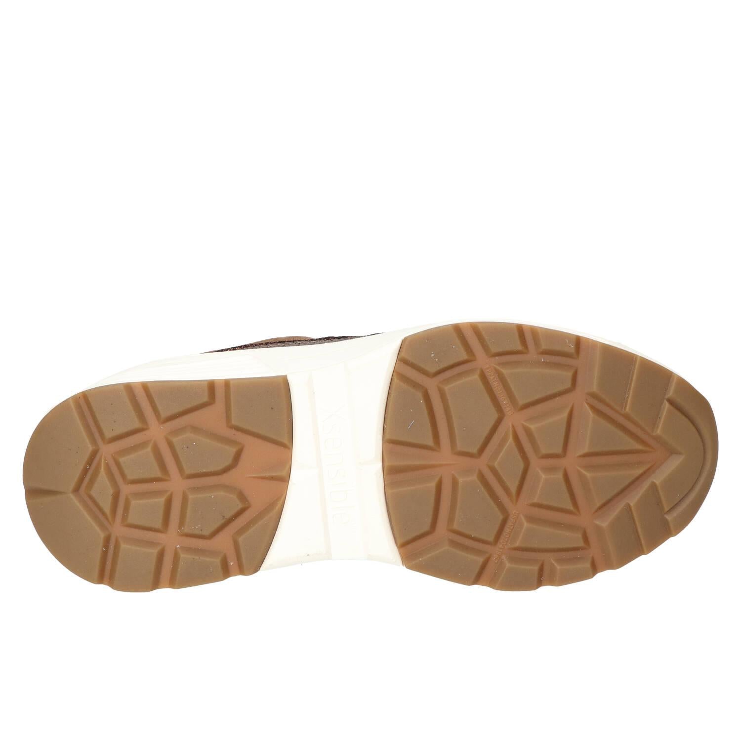 Baskets, Bronze