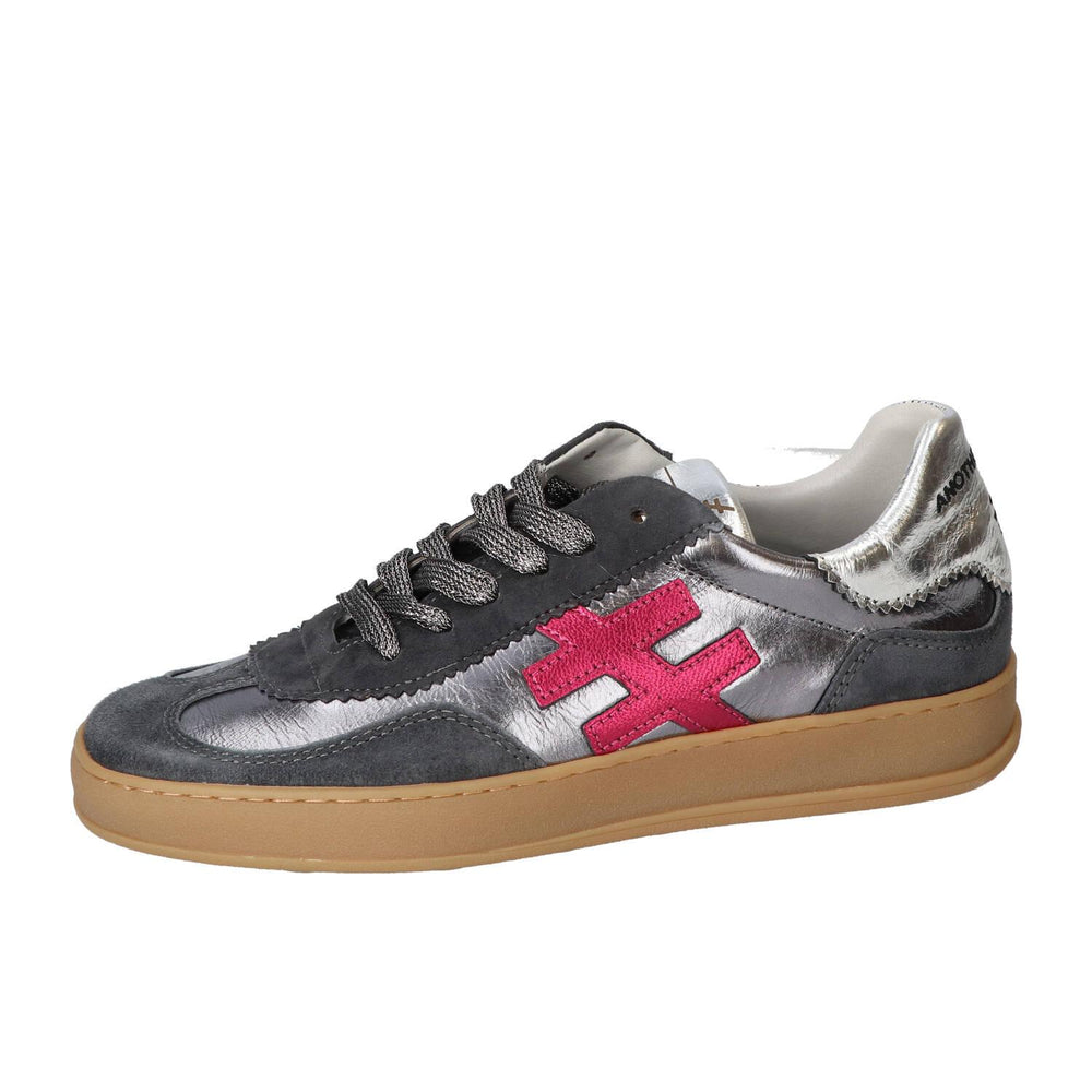 Sneakers, Grijs