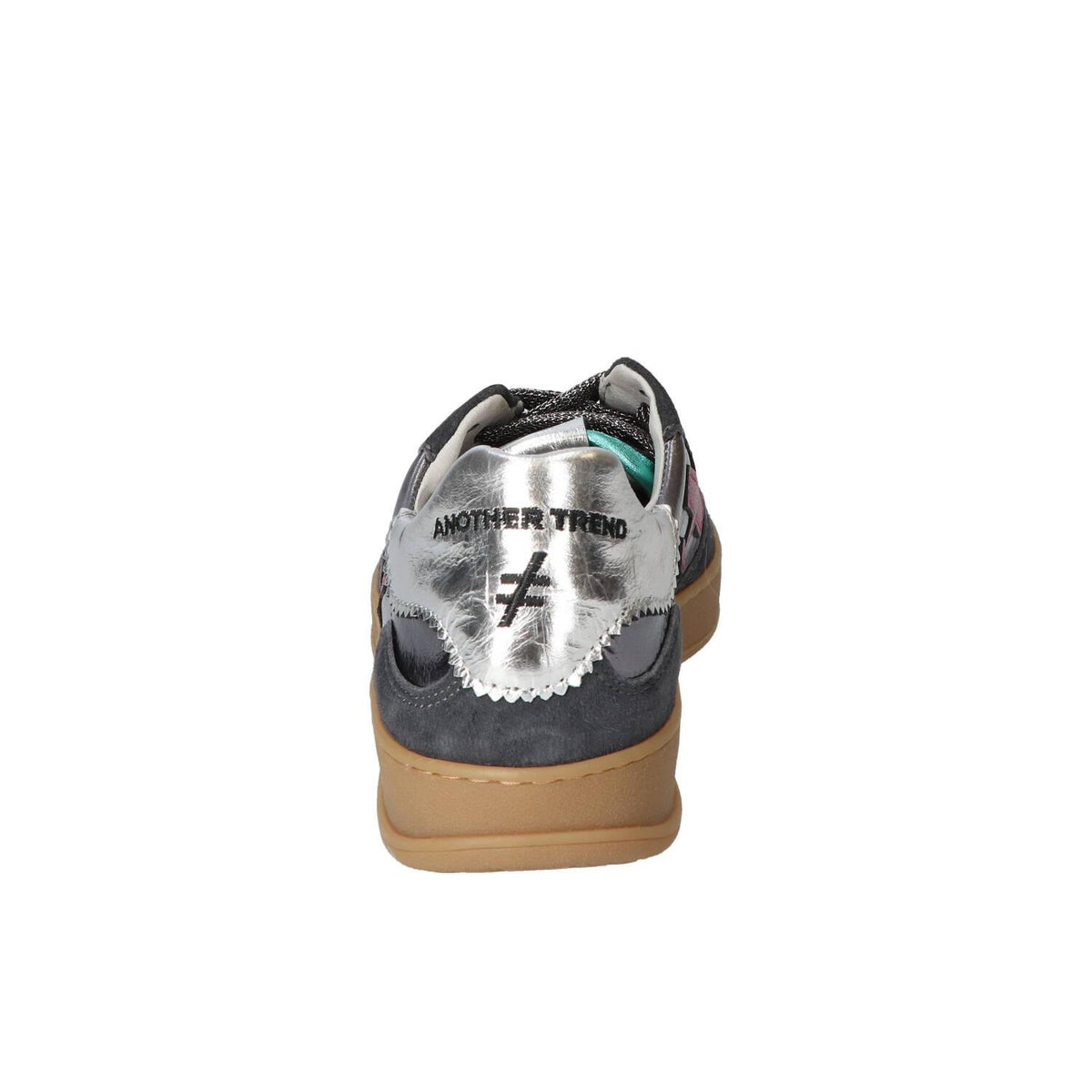 Baskets, gris
