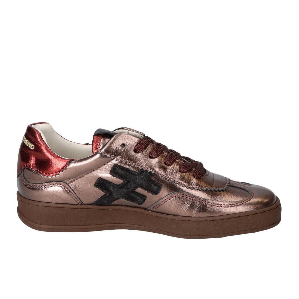 Sneakers, Brons