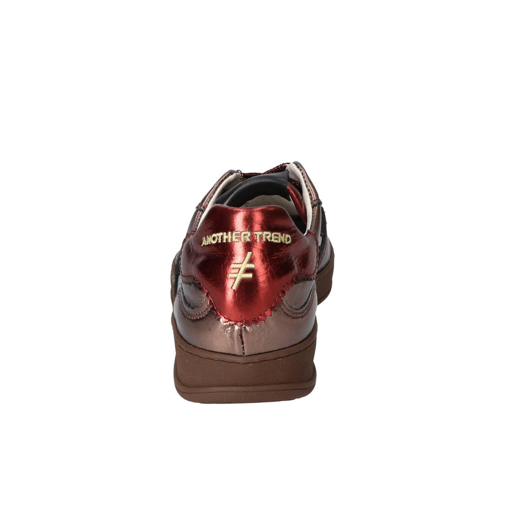 Sneakers, Brons