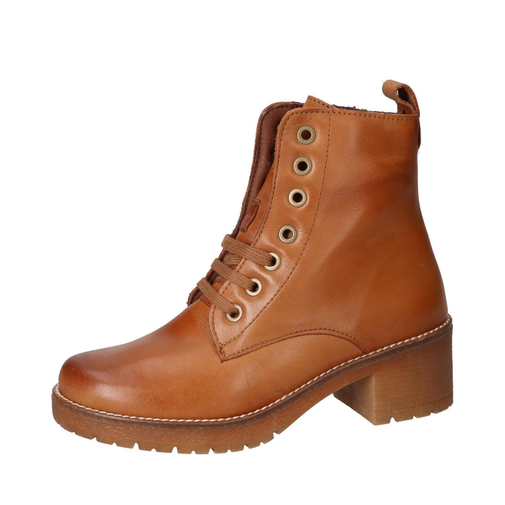 Booties, Cognac