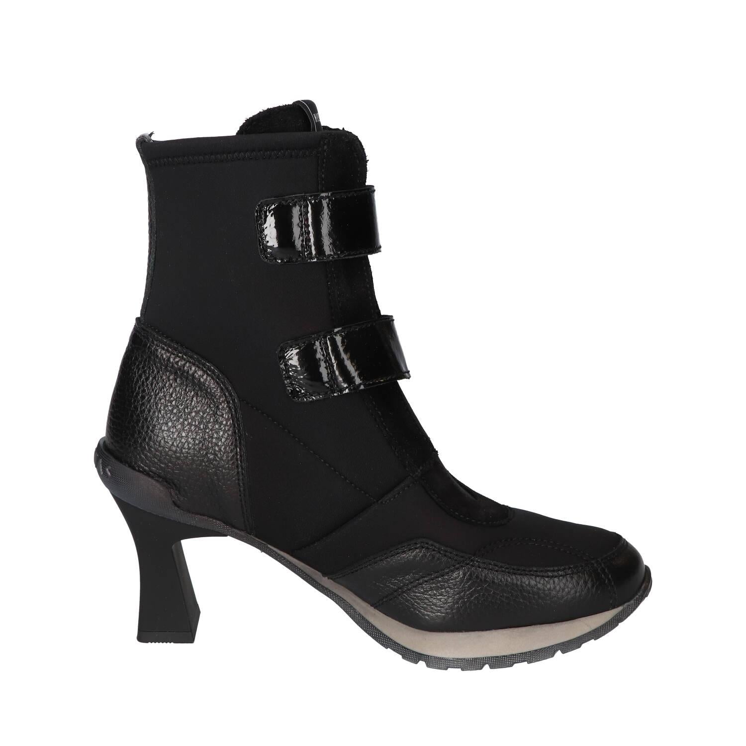 Bottines, noires