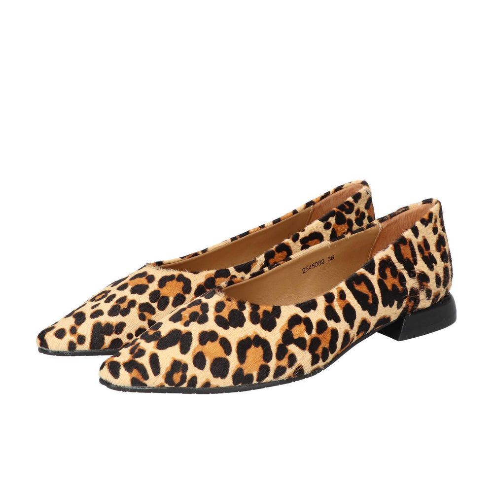 Chaussures à enfiler, Cognac