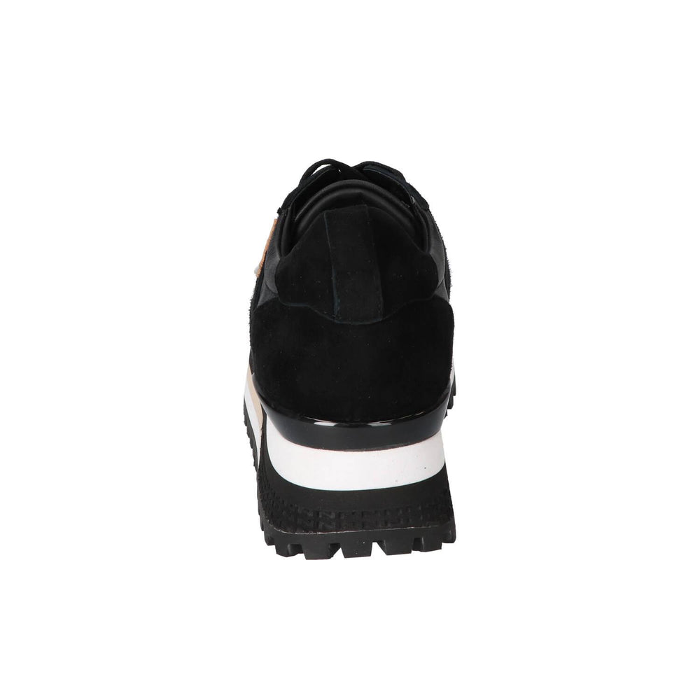 Sneakers, Zwart