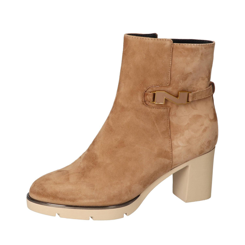 Booties, Cognac