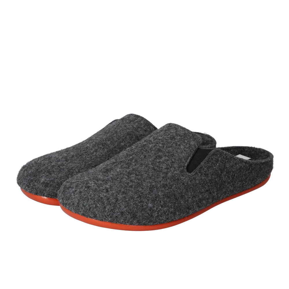 Pantoffels, Grijs