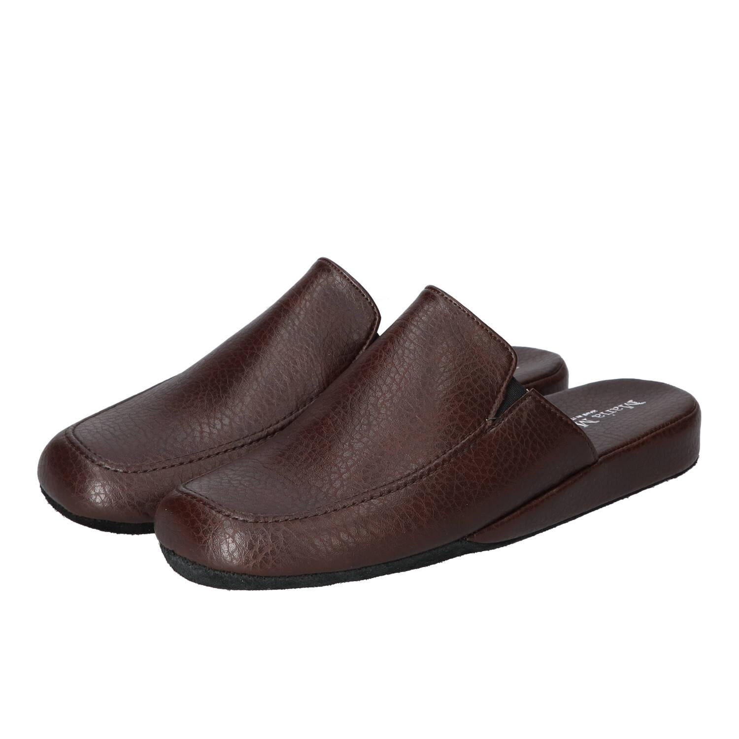 Chaussons, marron foncé