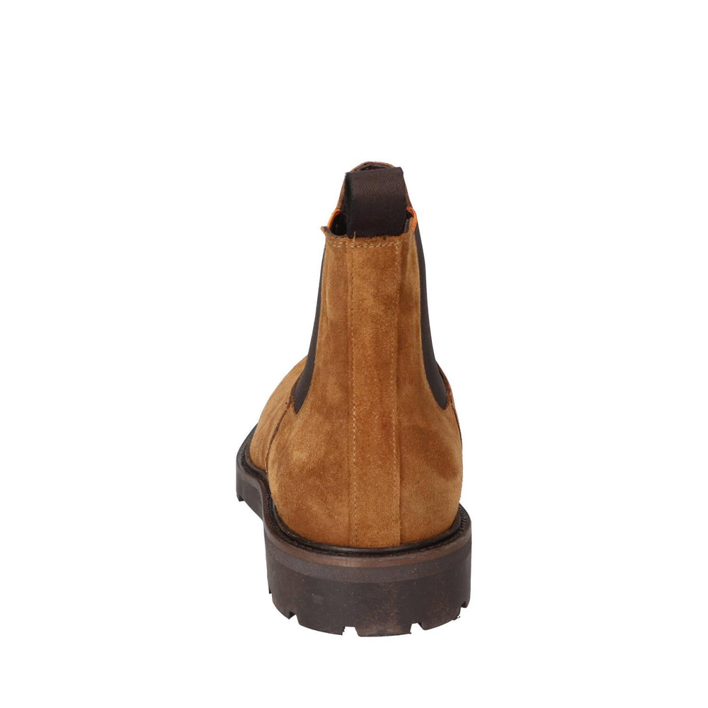 Boots, Cognac