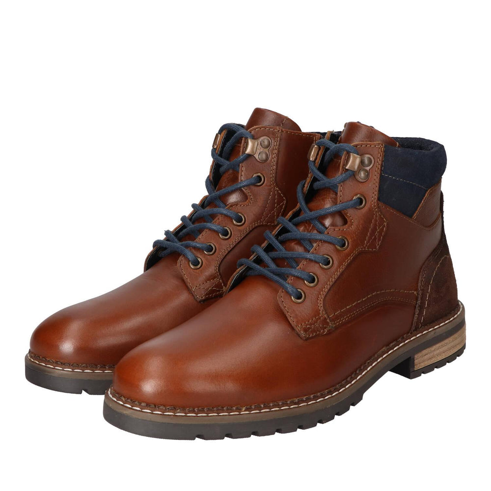 Boots, Cognac