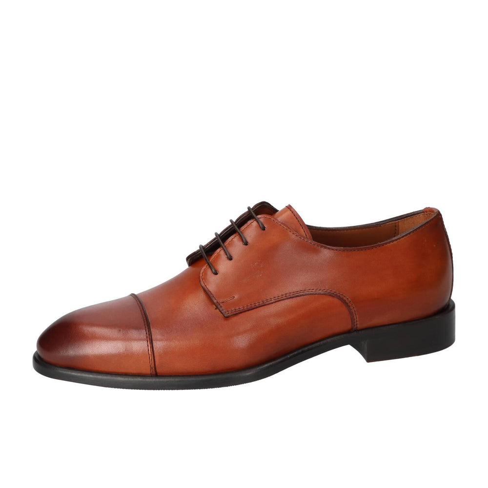 Veterschoenen, Cognac