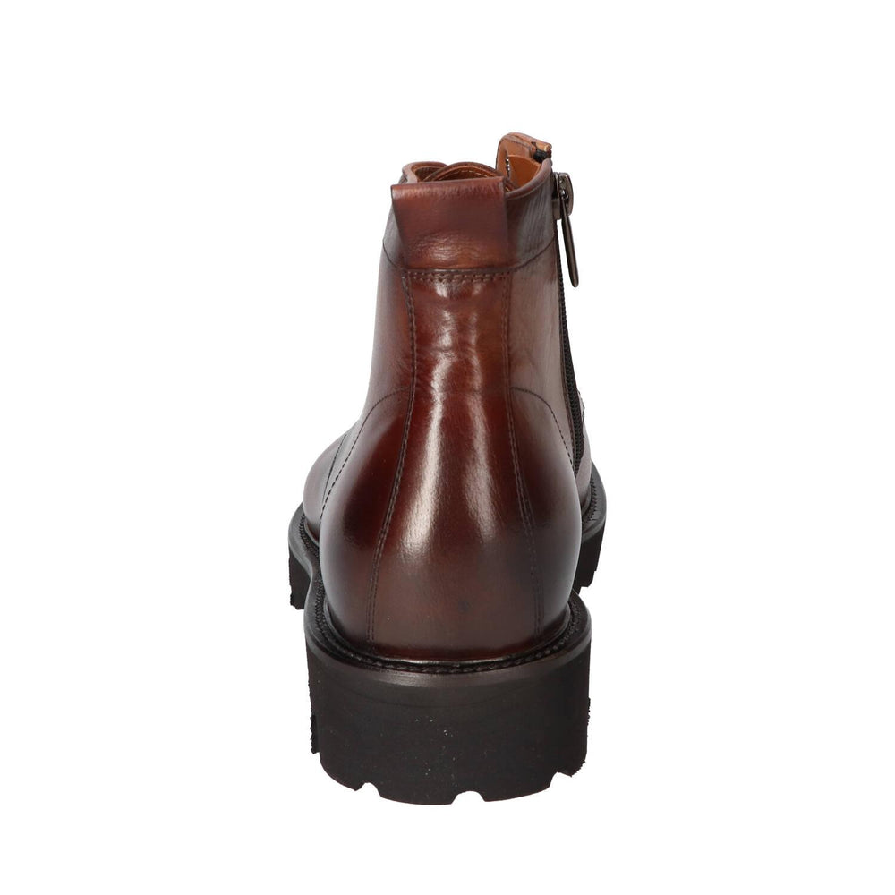 Boots, Donkerbruin