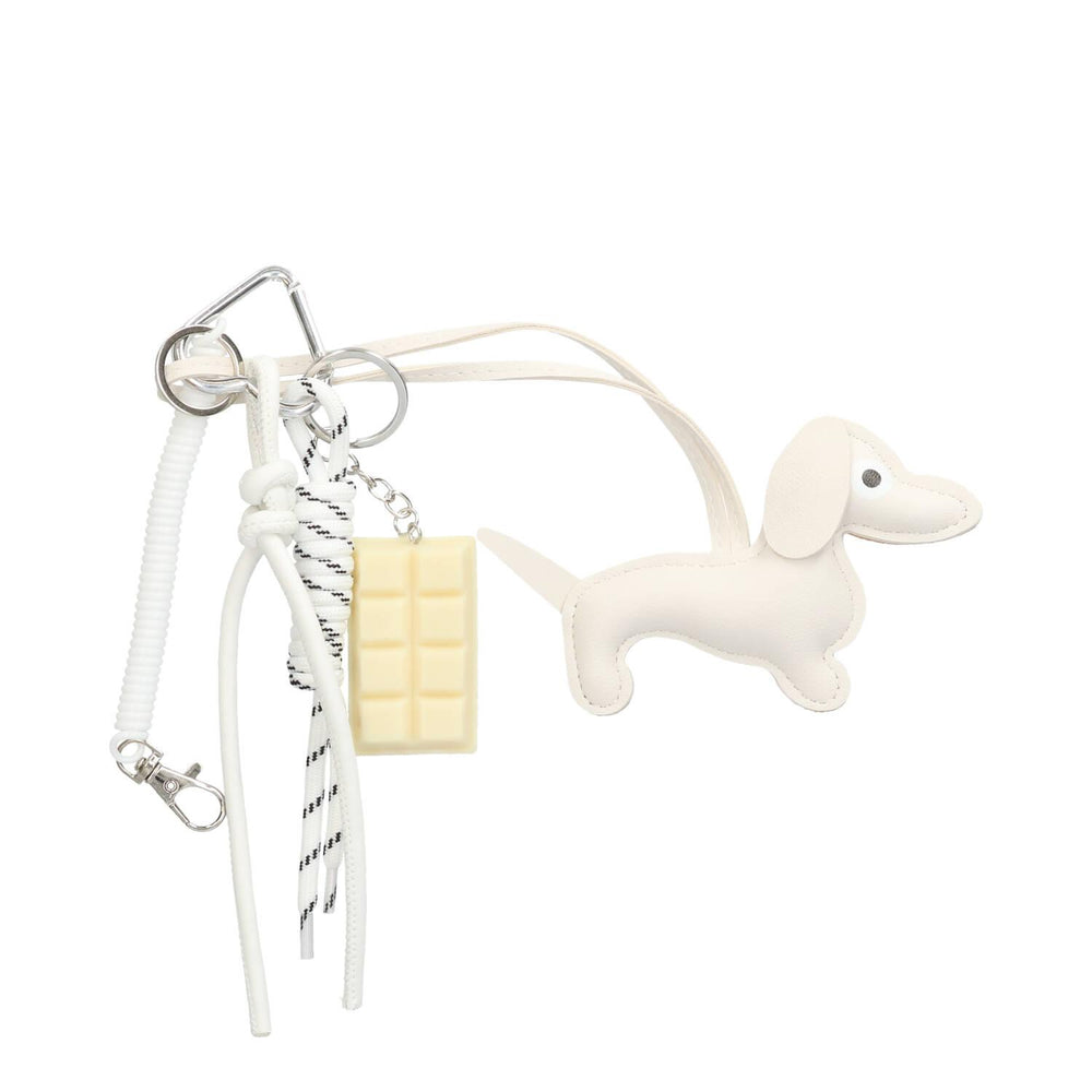 Gadgets, Off White