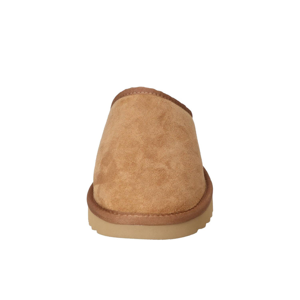 Pantoffels, Cognac