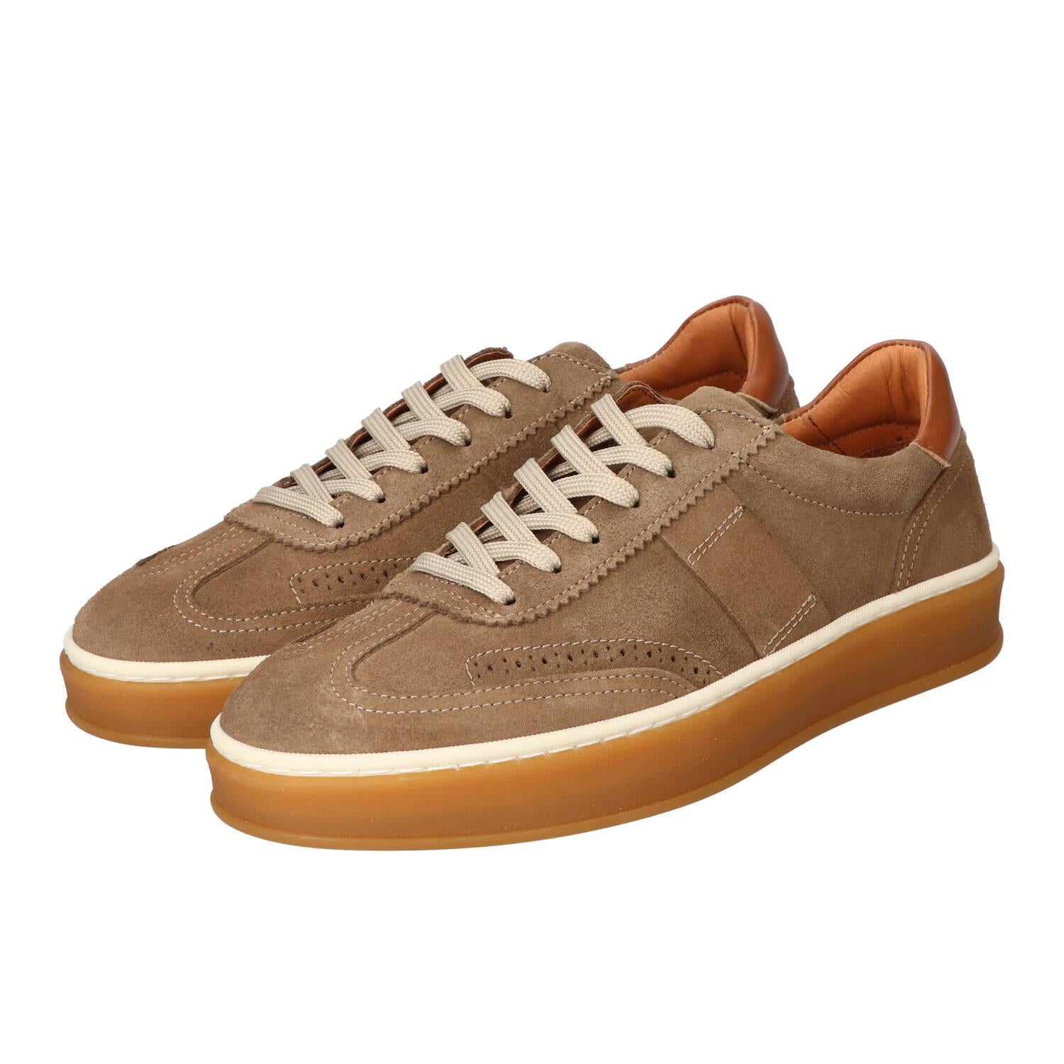 Baskets, taupe
