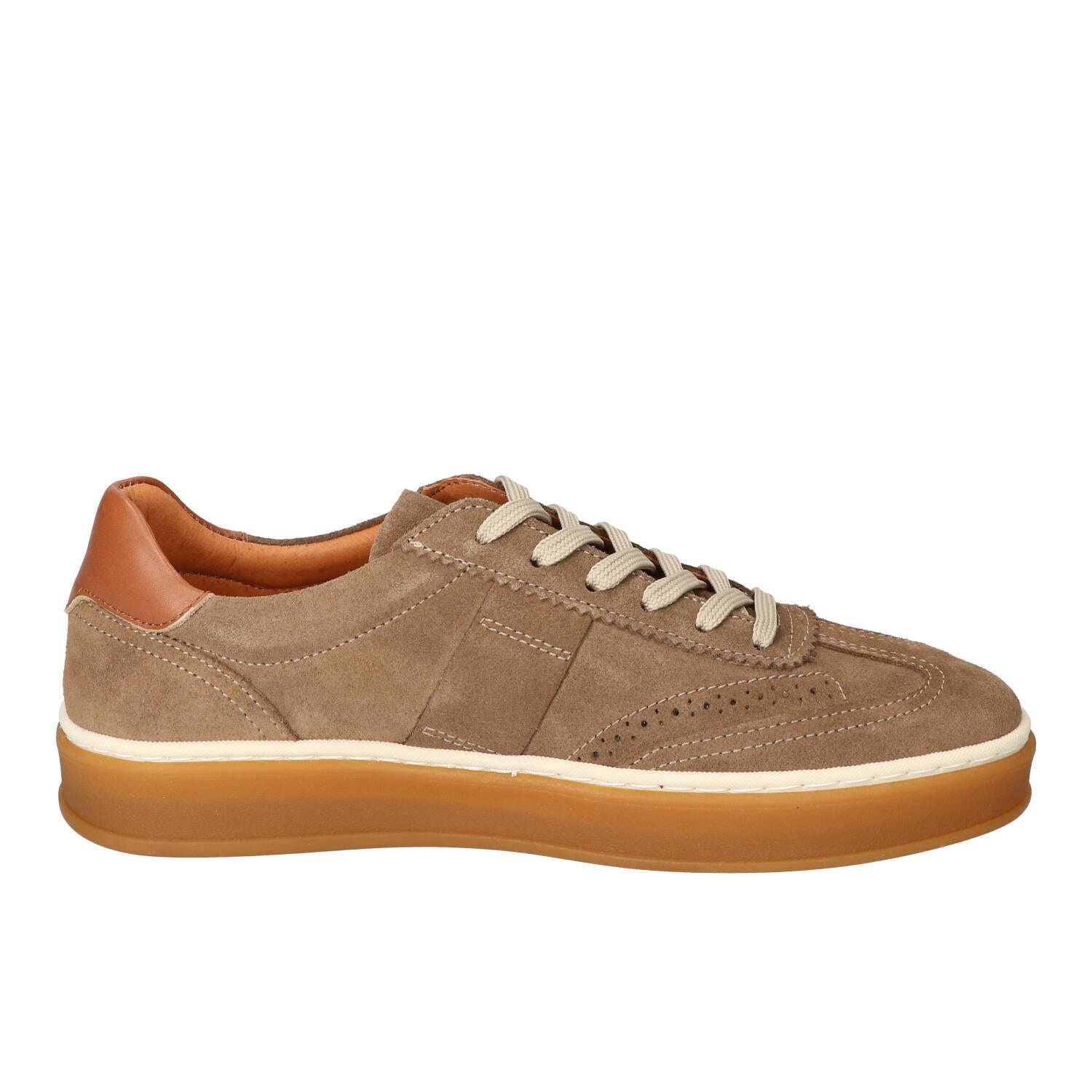 Baskets, taupe