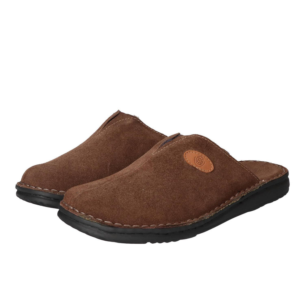 Chaussons, marron foncé