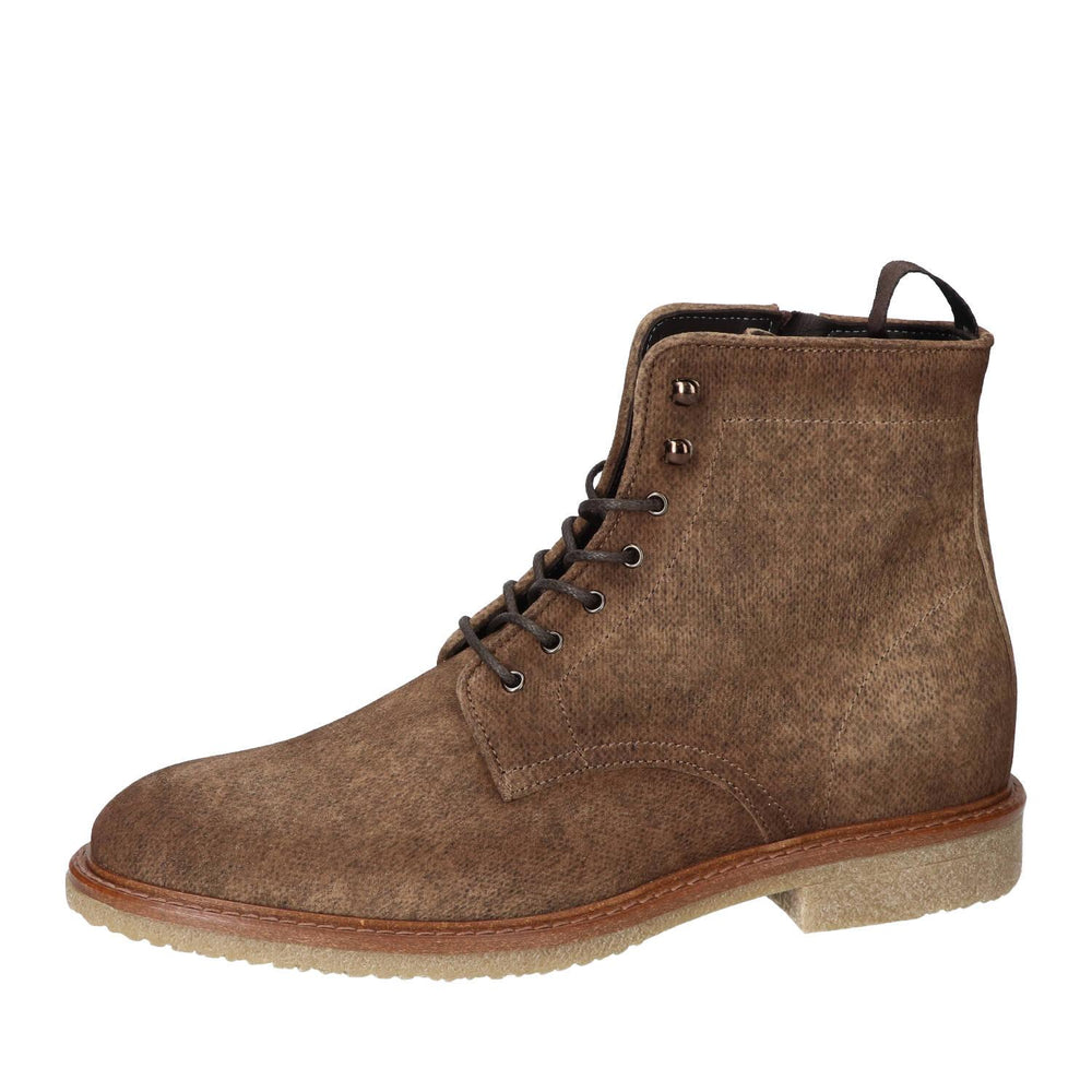 Boots, Taupe