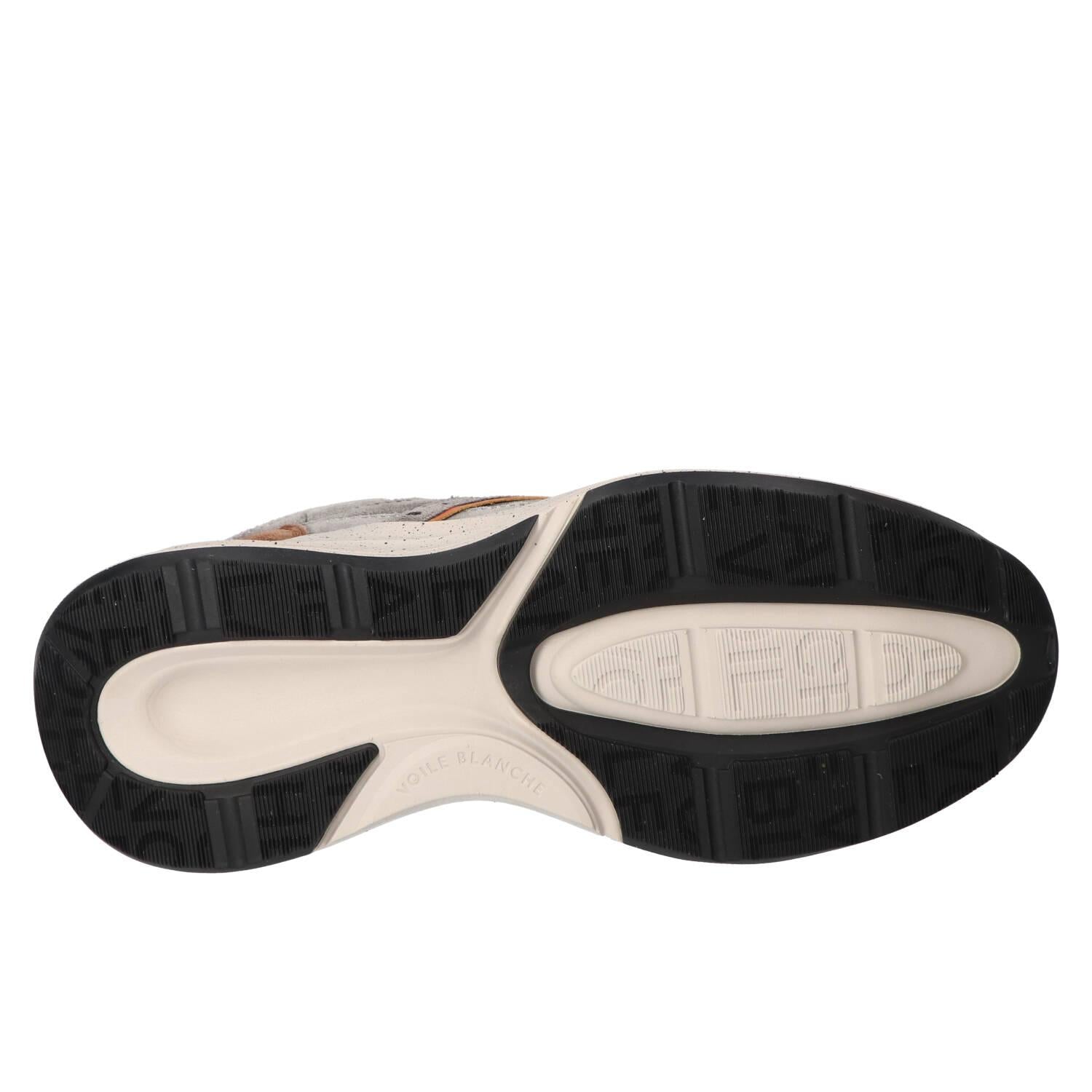 Baskets, marron foncé