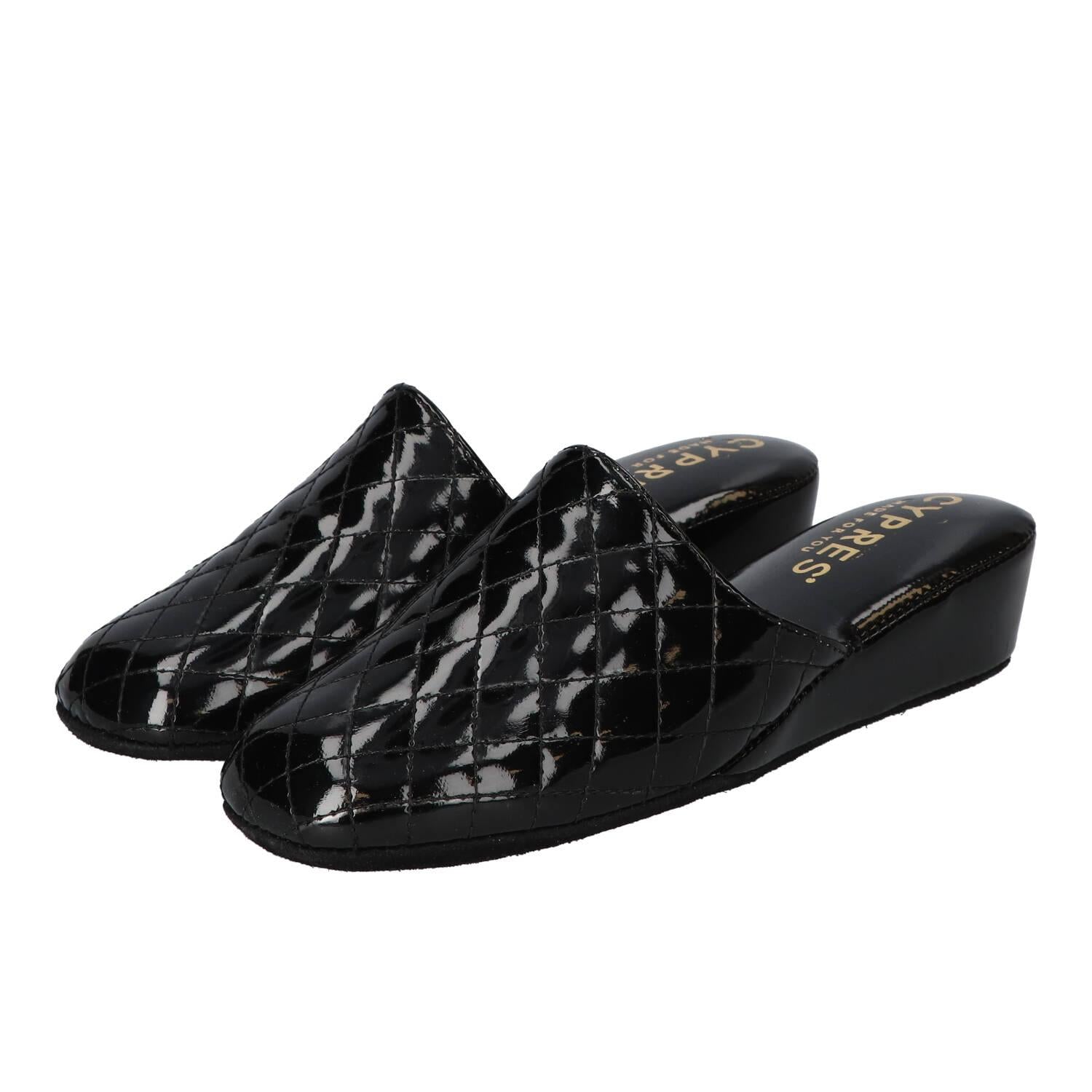 Chaussons, Noir