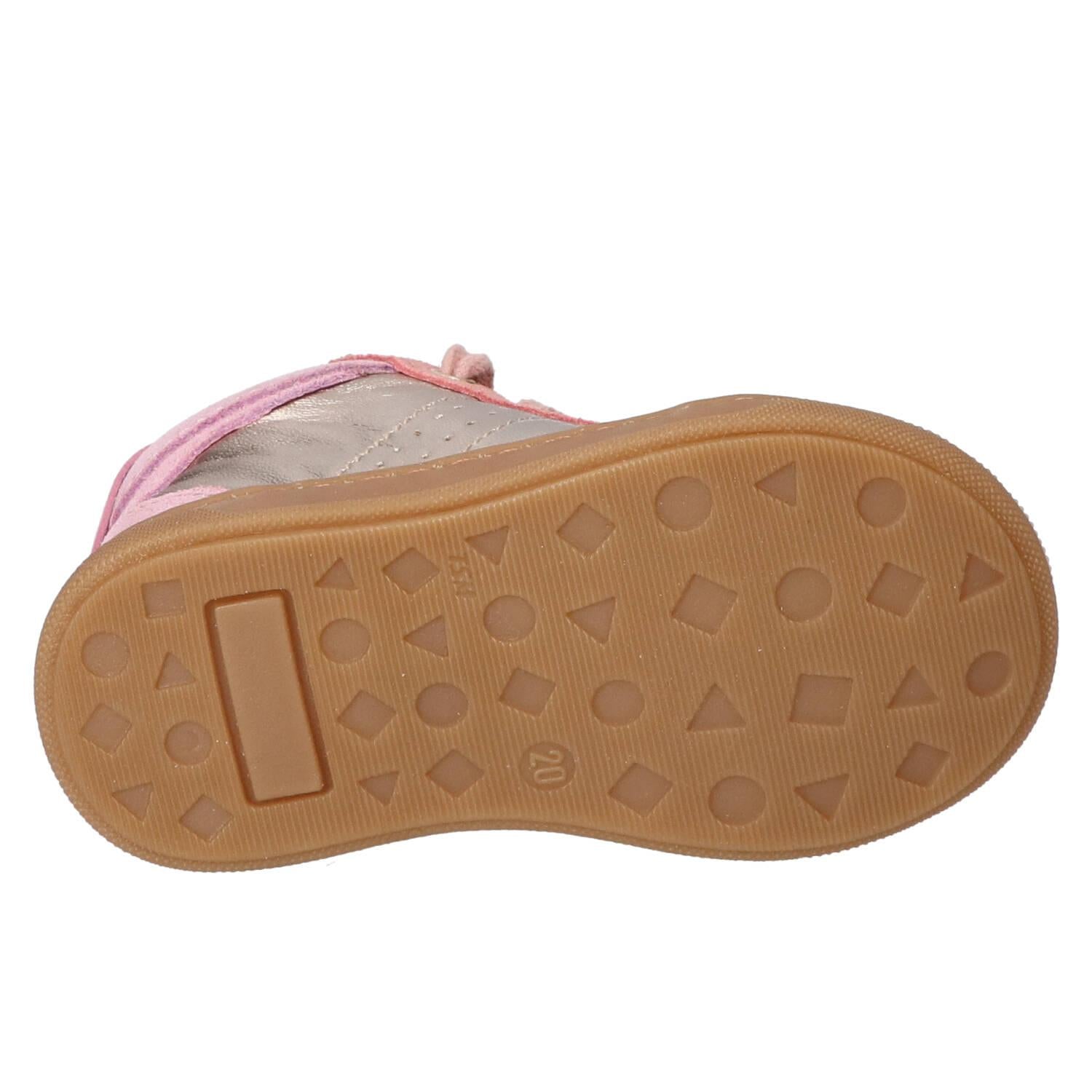 Chaussures à lacets, Rose