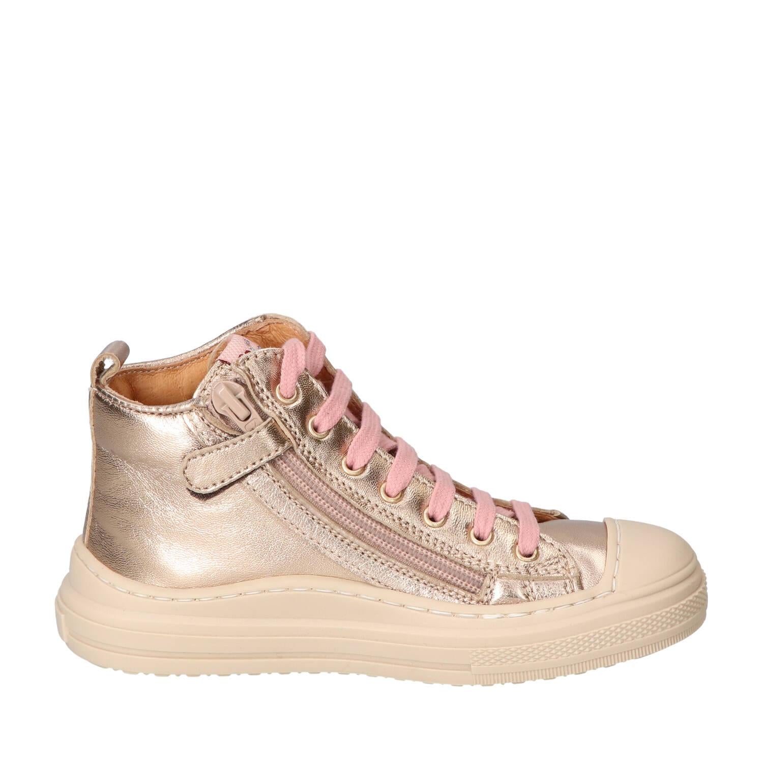 Chaussures à lacets, Doré