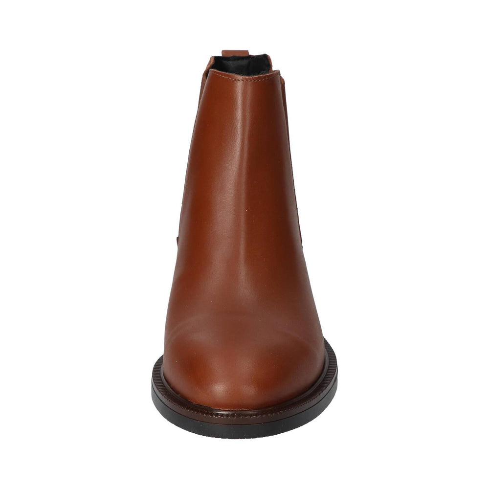Booties, Cognac