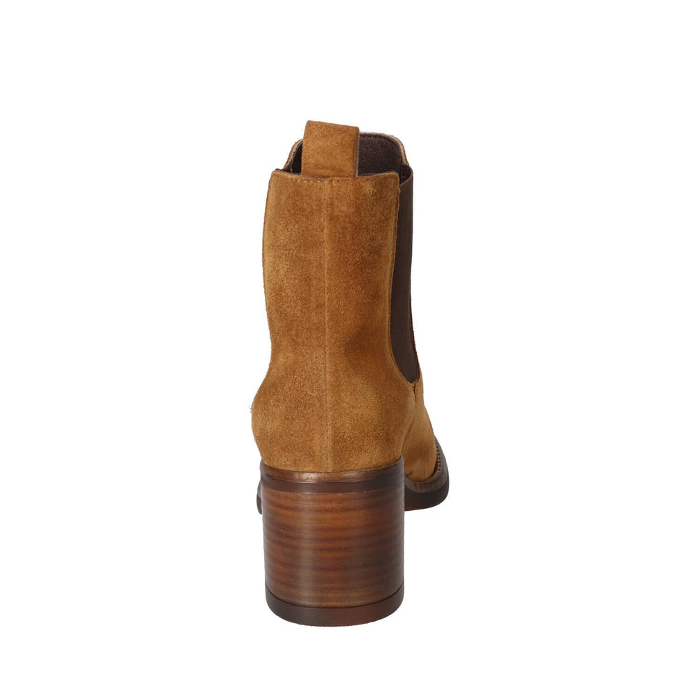 Booties, Cognac