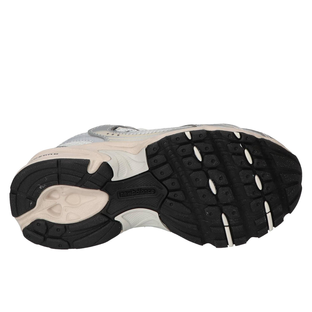 Chaussures à lacets, Argent