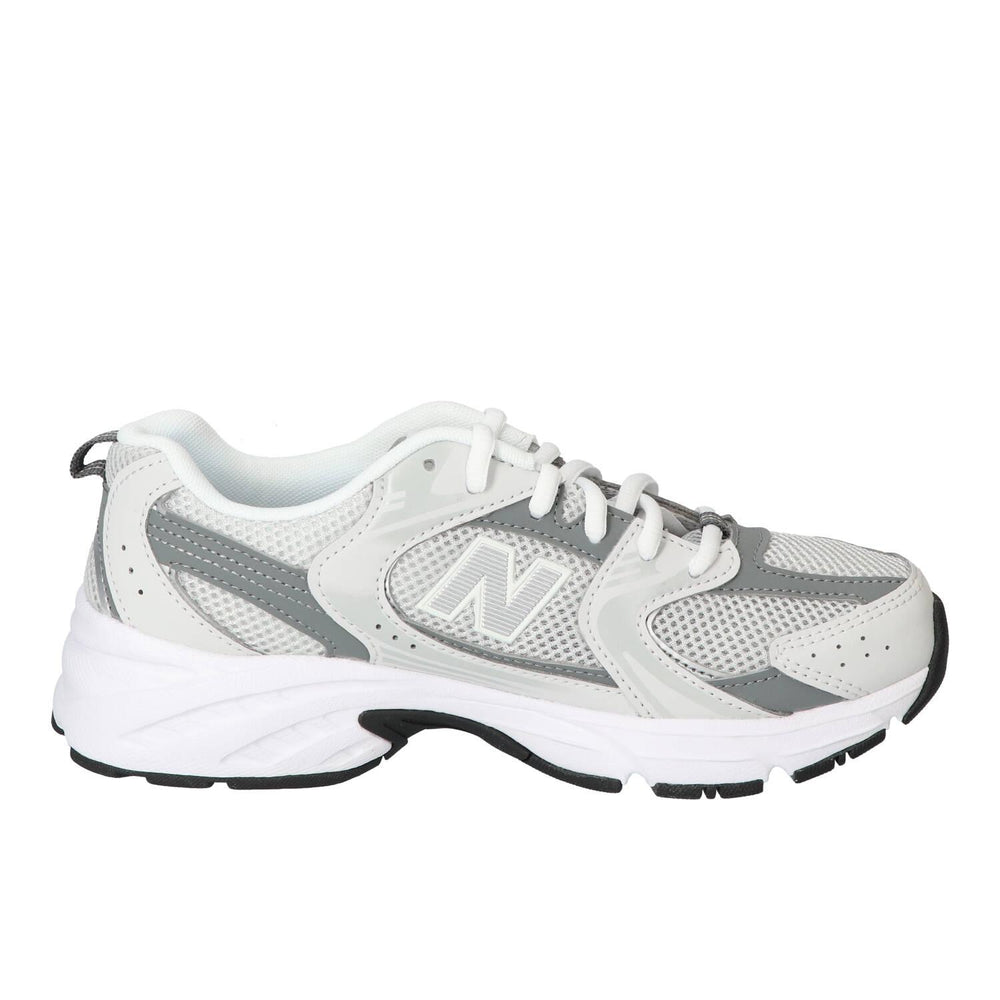 Chaussures à lacets, Gris clair