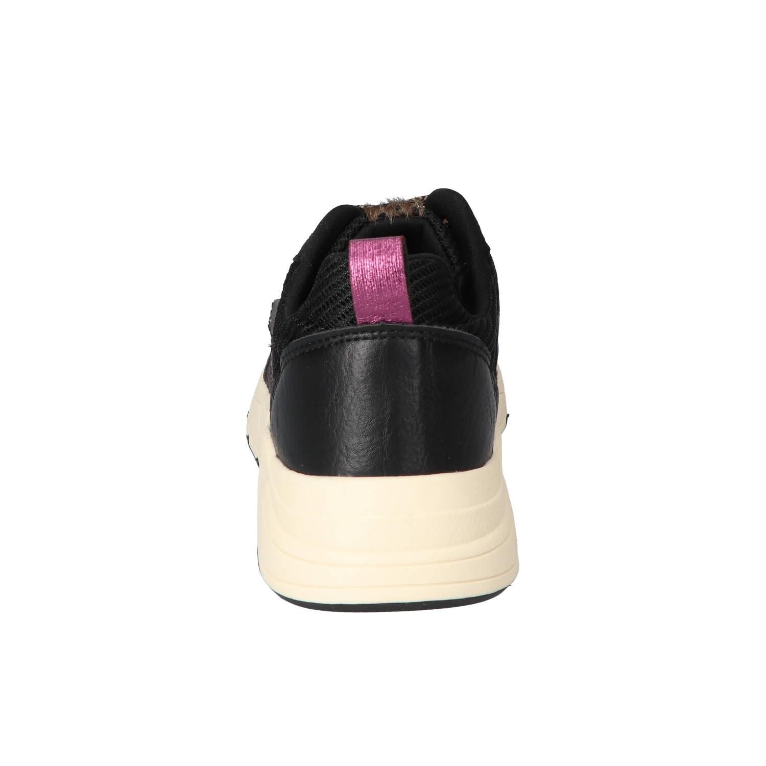 Sneakers, Zwart
