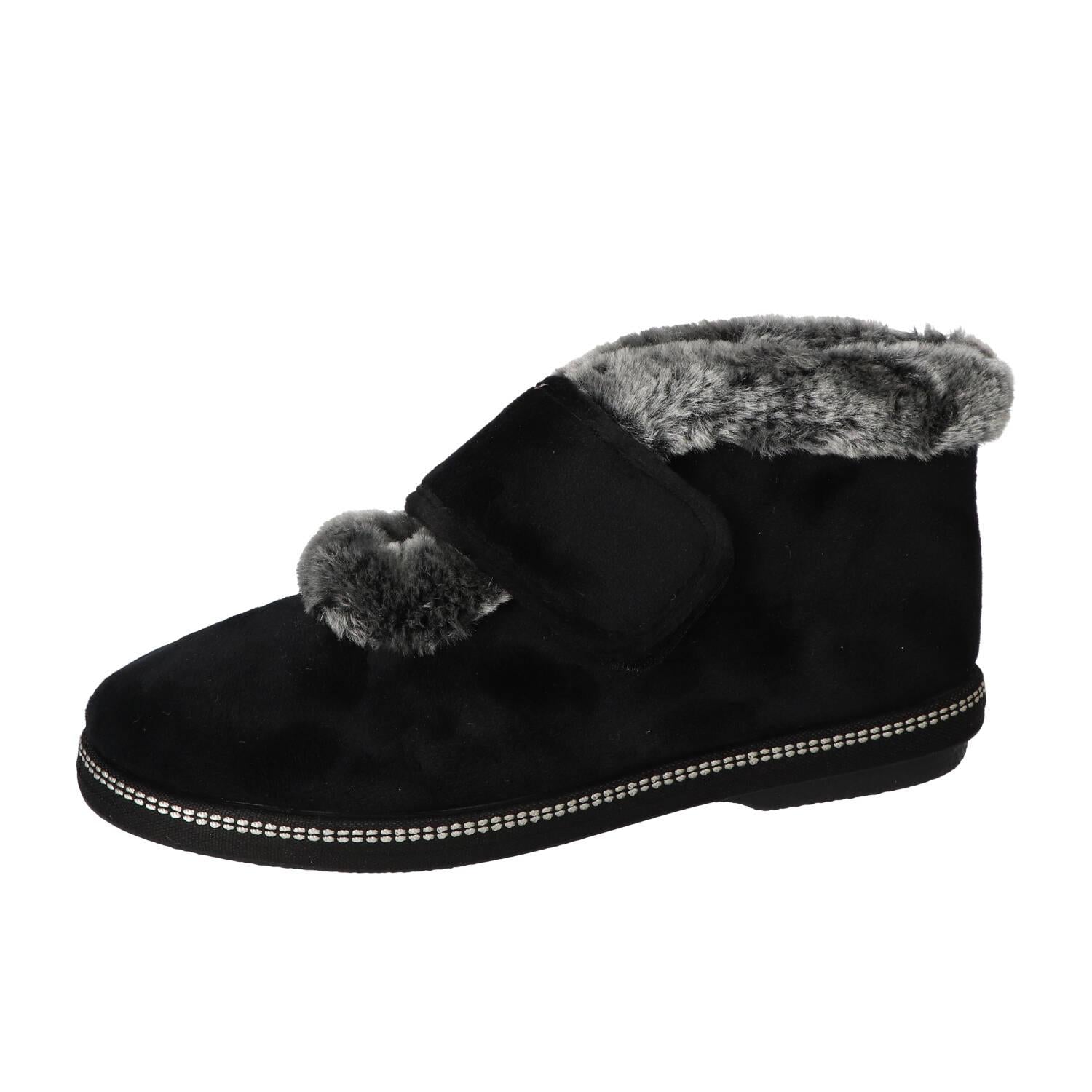 Pantoffels, Zwart