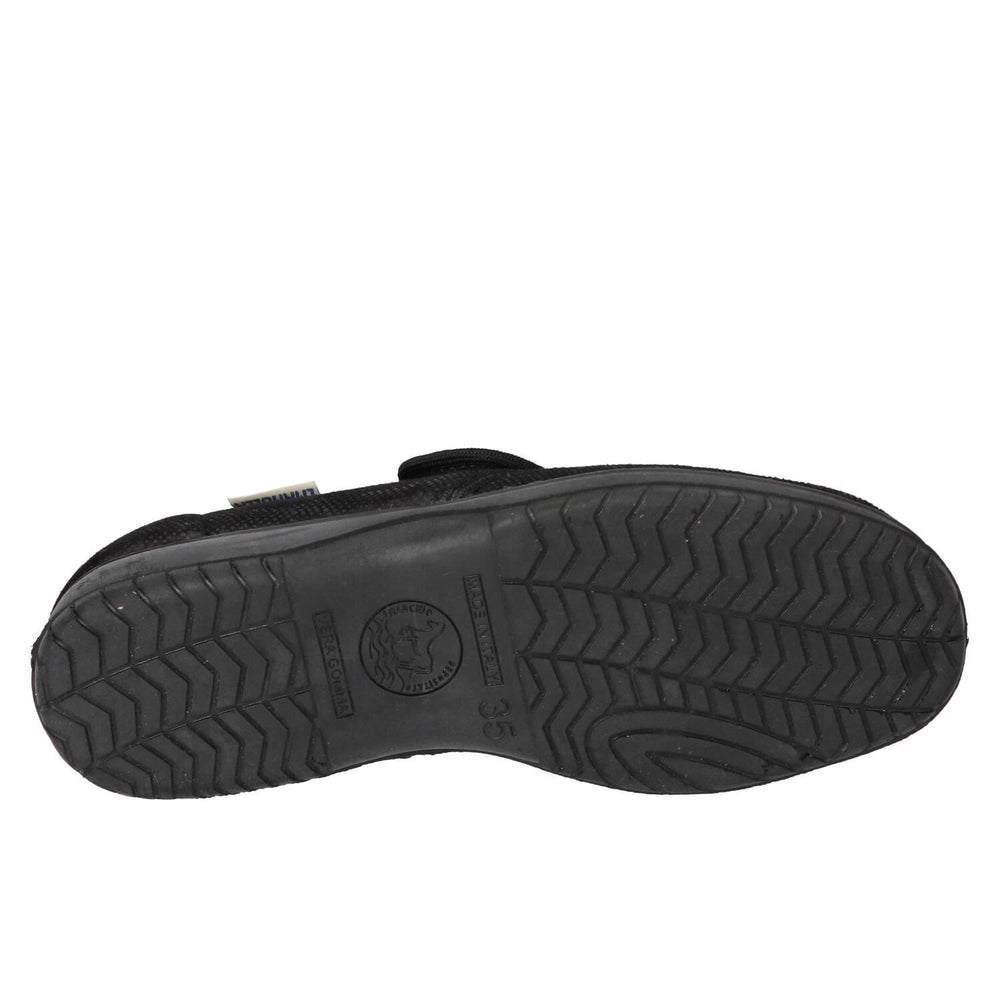 Pantoffels, Zwart