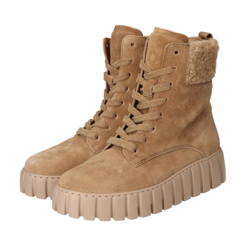 Booties, Cognac