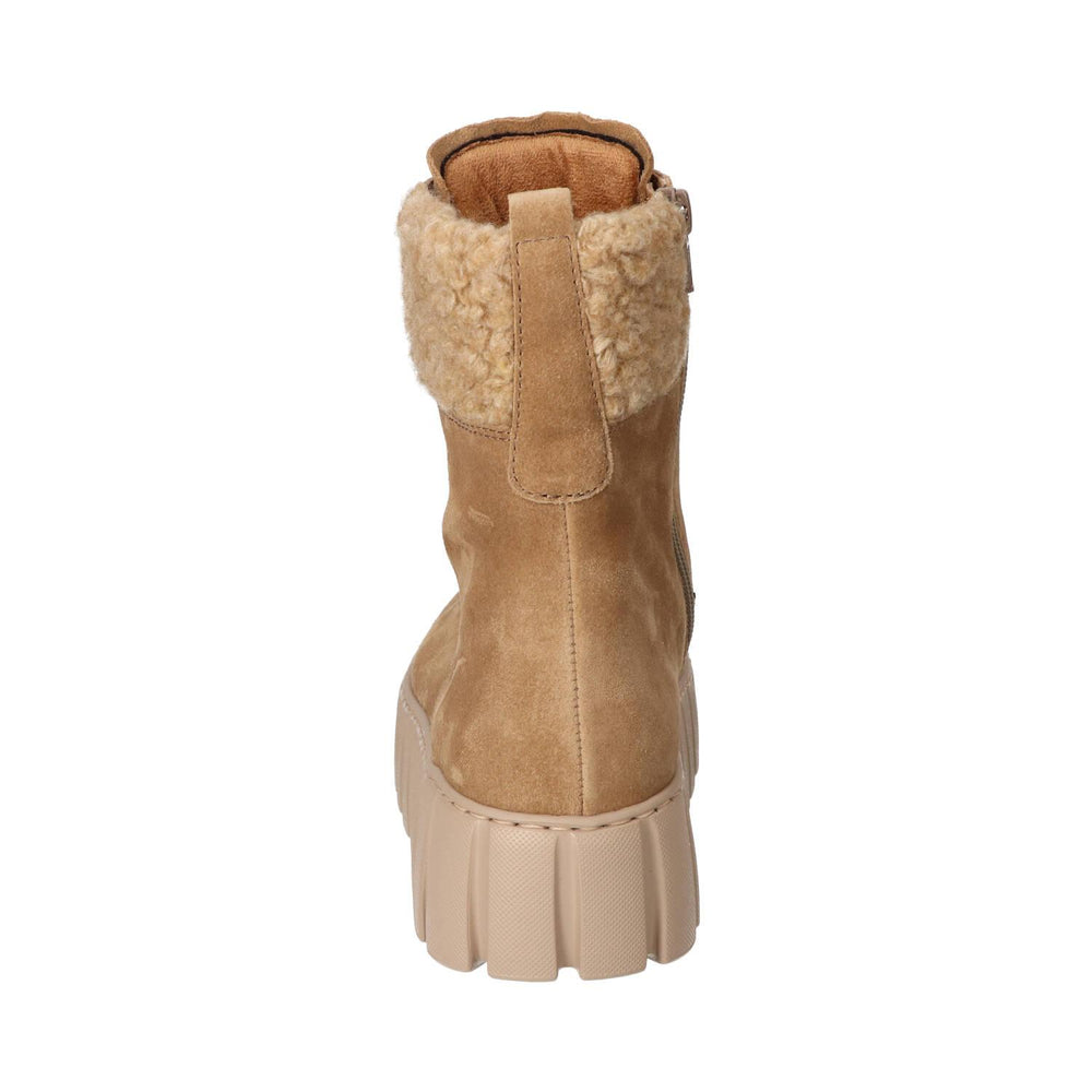 Booties, Cognac