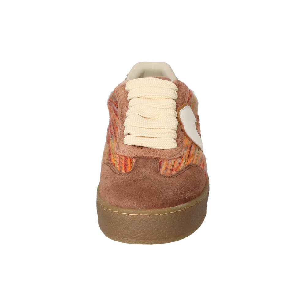 Sneakers, Oranje
