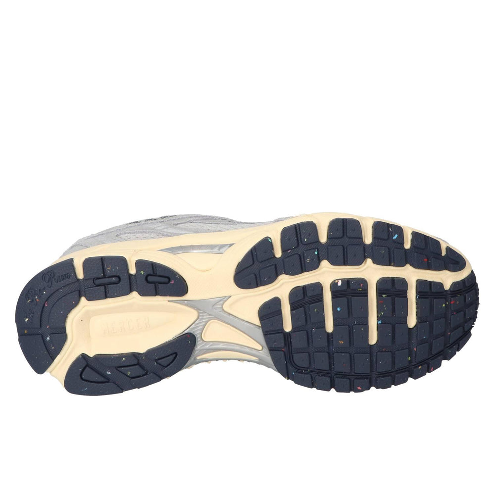 Sneakers, Grijs