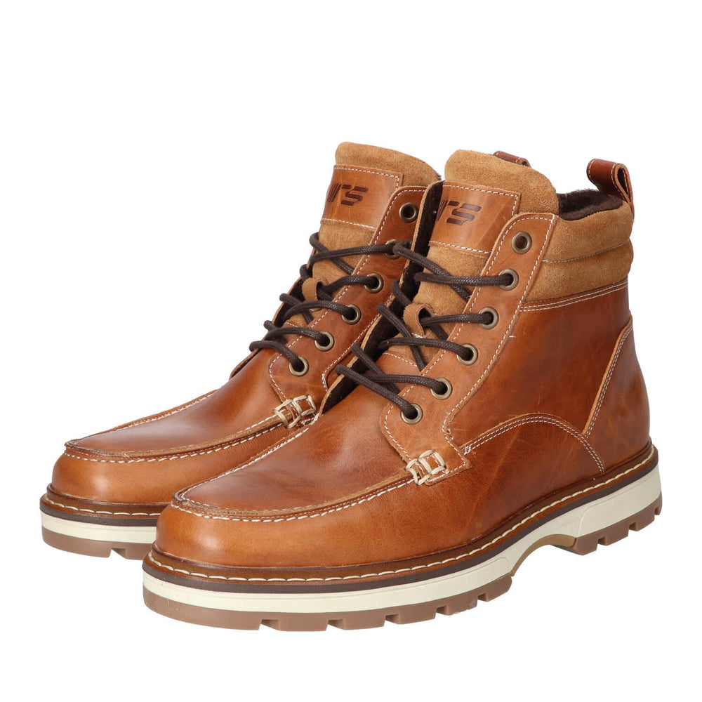 Boots, Cognac